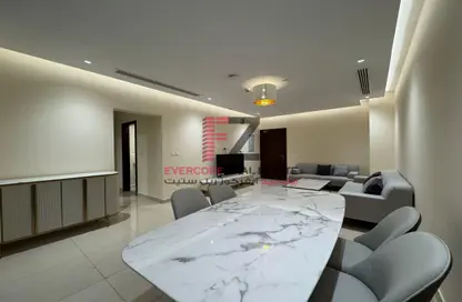 Apartment - 1 Bedroom - 2 Bathrooms for rent in The Pearl Island - Doha