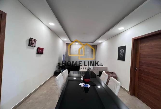 974343 - Property Image 2