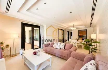 Apartment - 2 Bedrooms - 3 Bathrooms for sale in East Porto Drive - Porto Arabia - The Pearl Island - Doha