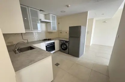 Apartment - 2 Bedrooms - 2 Bathrooms for rent in Fox Hills South - Fox Hills - Lusail