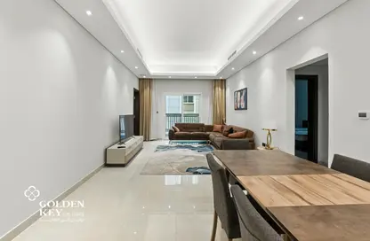 Apartment - 2 Bedrooms - 2 Bathrooms for rent in Giardino Apartments - The Pearl Island - Doha