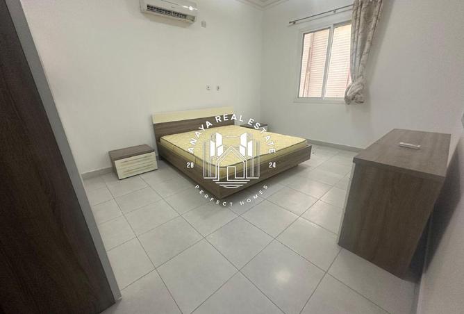 957464 - Property Image 2