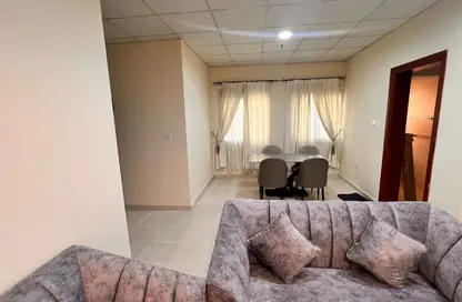 شقة - 2 غرف نوم - 2 حمامات للايجار في شارع السد - السد - الدوحة