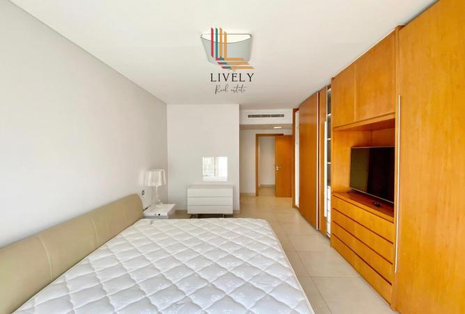 967694 - Property Image 3