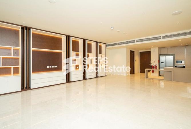 929695 - Property Image 2