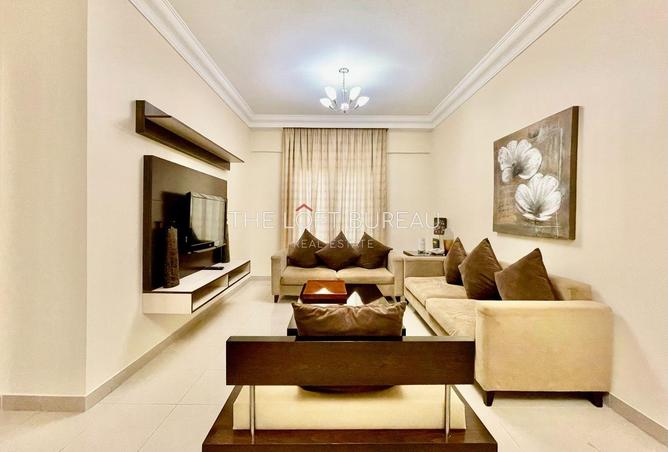 903347 - Property Image 3