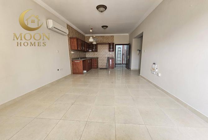 996440 - Property Image 2