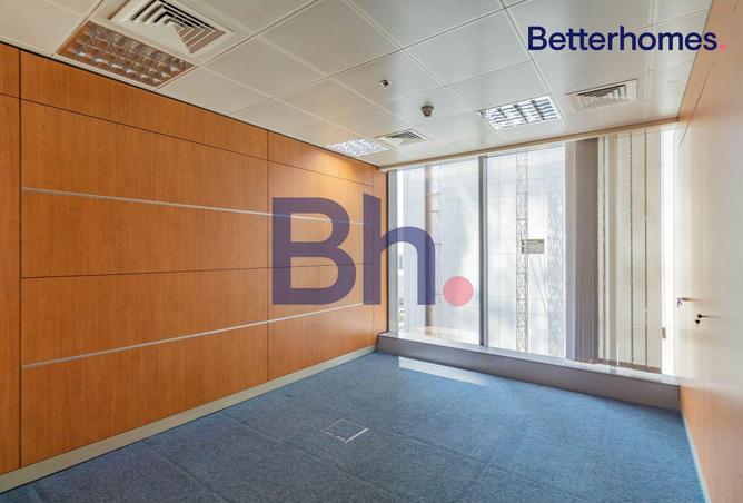 912850 - Property Image 3