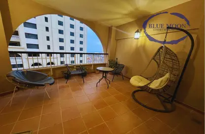 Apartment - 1 Bedroom - 2 Bathrooms for rent in West Porto Drive - Porto Arabia - The Pearl Island - Doha