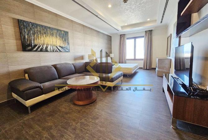 931169 - Property Image 2