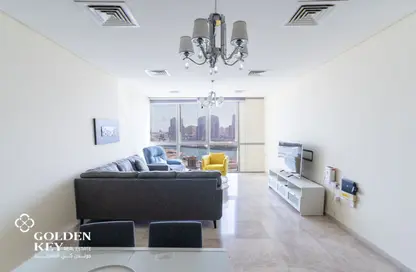 Apartment - 2 Bedrooms - 4 Bathrooms for rent in Zig Zag Tower A - Zig Zag Towers - West Bay - Doha