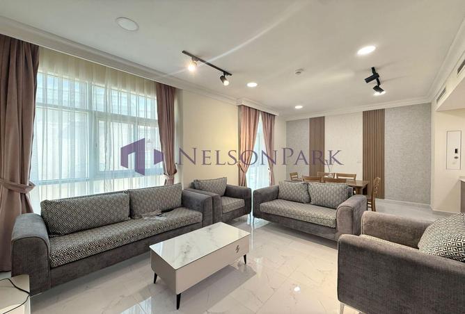 935521 - Property Image 2