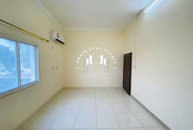 976867 - Property Image 2