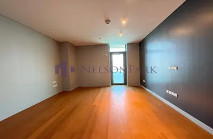 Apartment - 4 Bedrooms - 3 Bathrooms for rent in Qanat Quartier - The Pearl Island - Doha