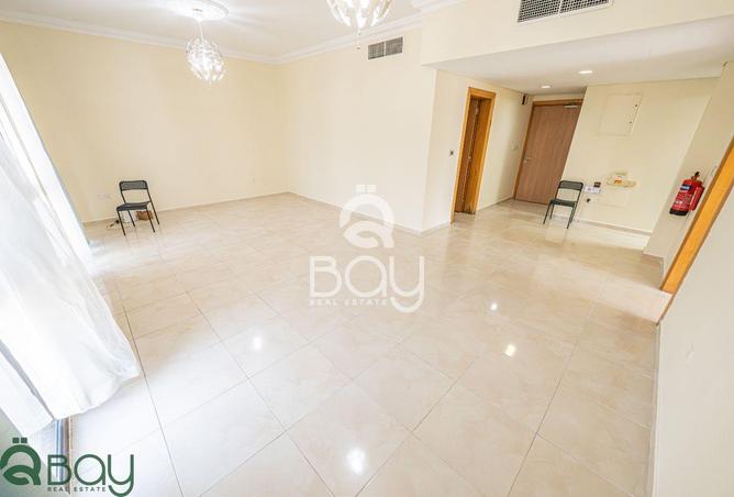 967401 - Property Main Image