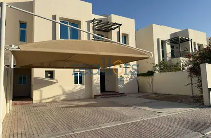Compound - 3 Bedrooms - 4 Bathrooms for rent in Wadi Al Shaheeniya Street - Ain Khaled - Doha