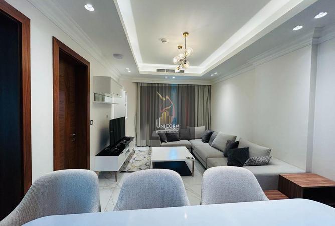 955946 - Property Image 3