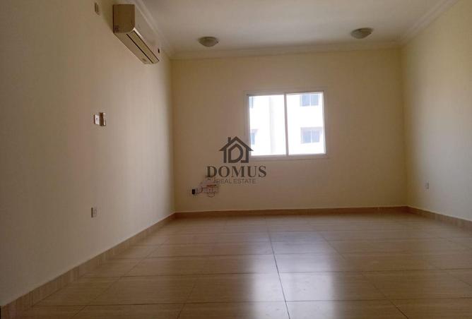 931262 - Property Image 2