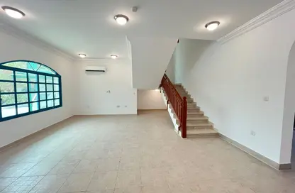 مجمع سكني - 5 غرف نوم - 5 حمامات للايجار في الوعب - الوعب - الدوحة