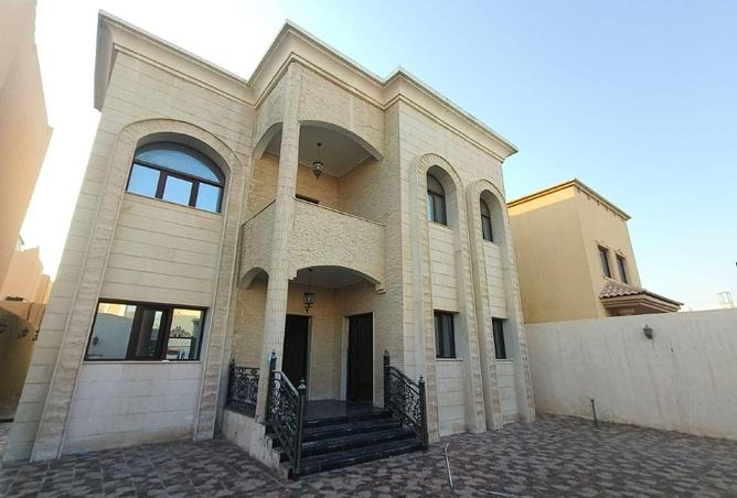 965054 - Property Image 2