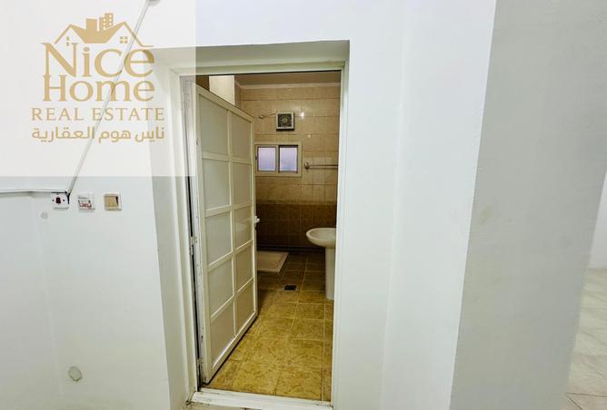 907622 - Property Image 2
