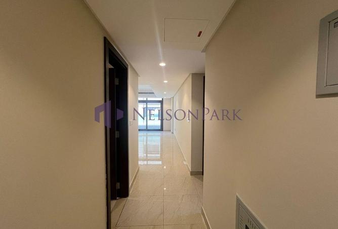 955302 - Property Image 2
