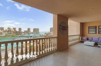 Apartment - 2 Bedrooms - 2 Bathrooms for rent in Tower 9 - Porto Arabia - The Pearl Island - Doha