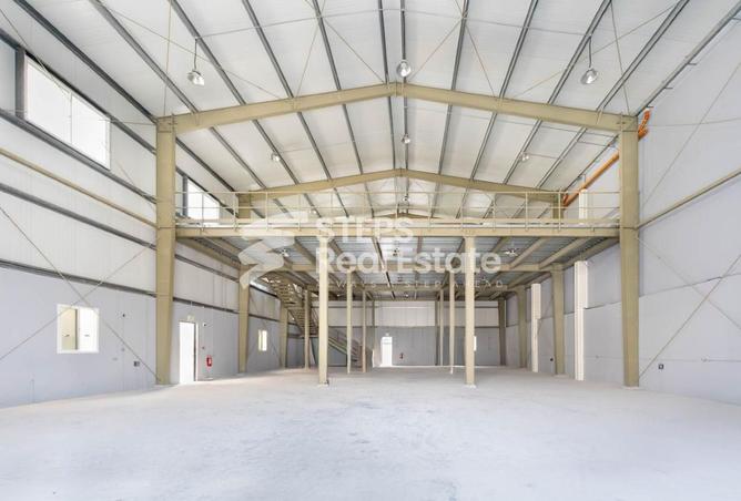 995360 - Property Image 2