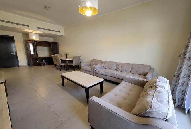 933854 - Property Image 2