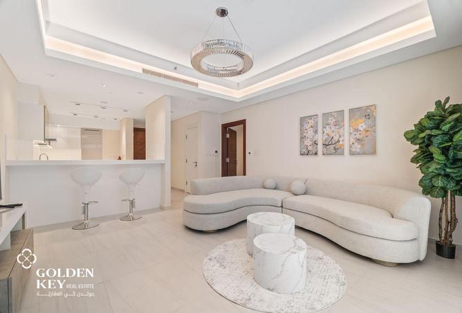 952829 - Property Image 2