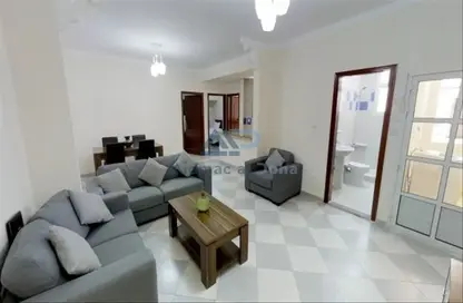 شقة - 2 غرف نوم - 1 حمام للايجار في فريج عبد العزيز - فريج عبد العزيز - الدوحة
