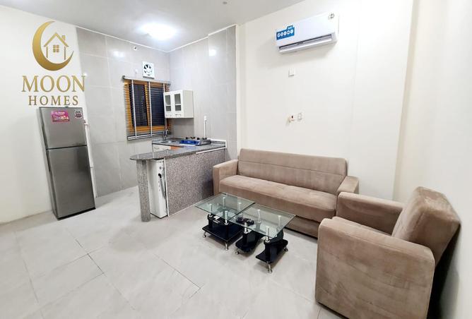 987677 - Property Image 3