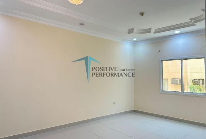 970011 - Property Image 2