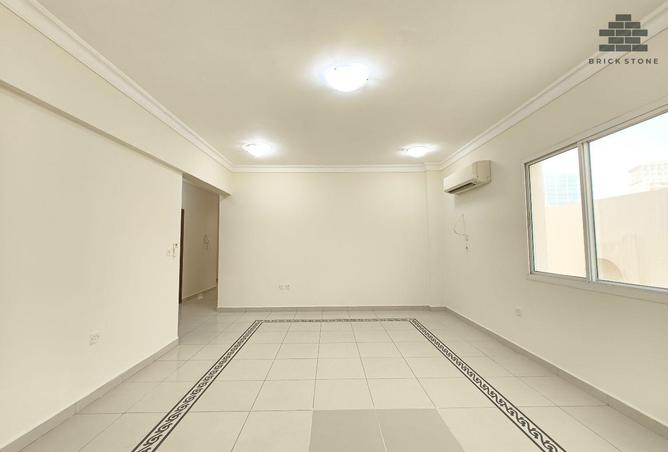 1010678 - Property Image 2