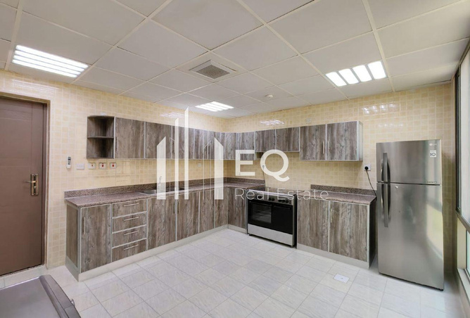 950481 - Property Image 3