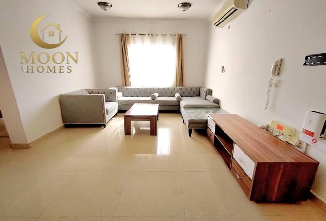 987207 - Property Image 2