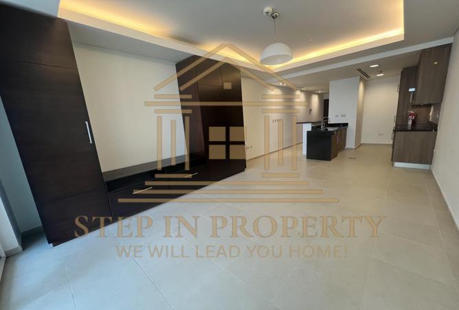 968195 - Property Image 2