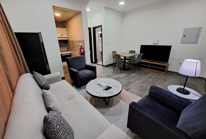 990122 - Property Image 2