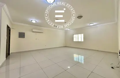 Apartment - 3 Bedrooms - 3 Bathrooms for rent in Al Sadd Road - Al Sadd - Doha