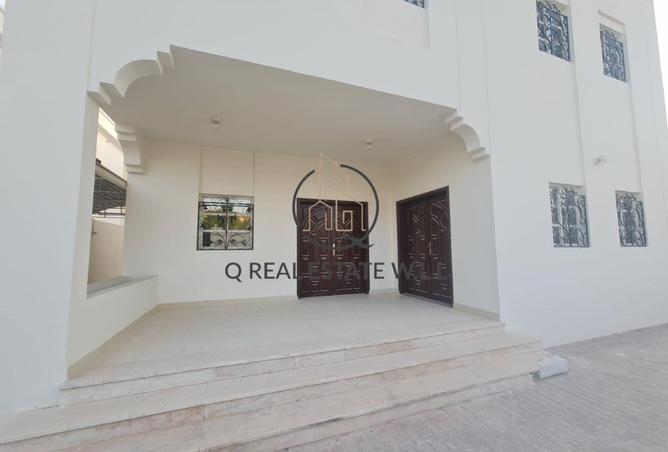 968312 - Property Image 3