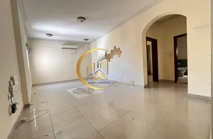 Apartment - 2 Bedrooms - 2 Bathrooms for rent in Fereej Kulaib - Doha