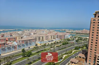 شقة - 2 غرف نوم - 3 حمامات للايجار في طريق بورتو الشرقي - بورتو أرابيا - جزيرة اللؤلؤة - الدوحة