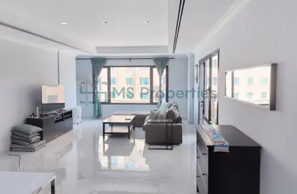 Apartment - 1 Bedroom - 2 Bathrooms for rent in West Porto Drive - Porto Arabia - The Pearl Island - Doha