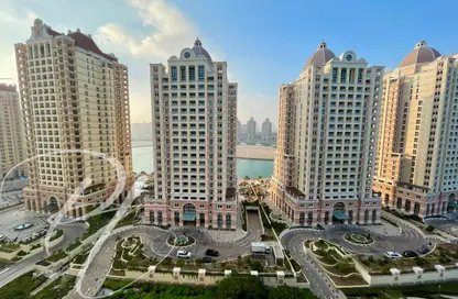 Apartment - 1 Bedroom - 2 Bathrooms for rent in Floresta Gardens - Floresta Gardens - The Pearl Island - Doha