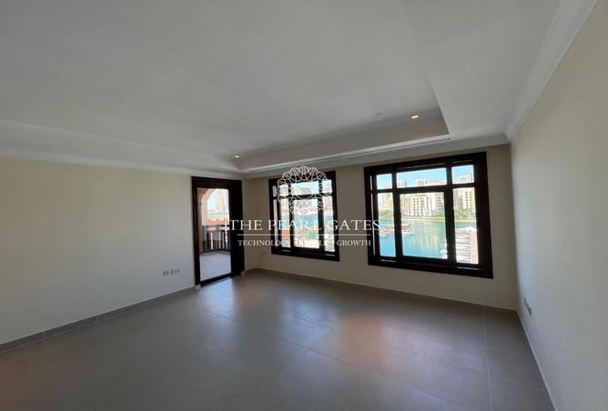 958326 - Property Image 2