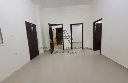 فيلا - غرفة نوم - 1 حمام للايجار في شارع ام السنيم - عين خالد - الدوحة