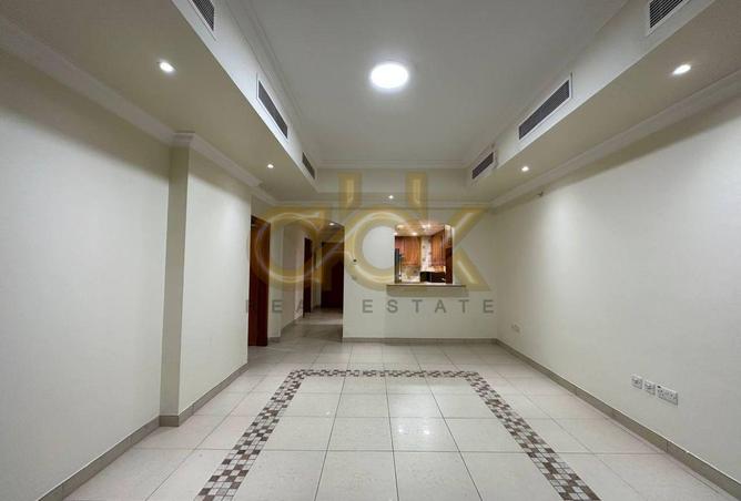 952373 - Property Image 3