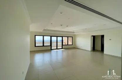 Empty Room image for: Apartment - 2 Bedrooms - 3 Bathrooms for sale in East Porto Drive - Porto Arabia - The Pearl Island - Doha, Image 1