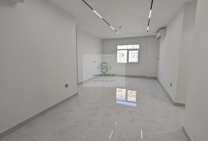 964084 - Property Image 2