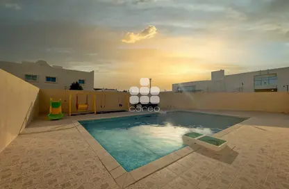 Villa - 5 Bedrooms - 5 Bathrooms for rent in Ain Khaled Villas - Ain Khaled - Doha